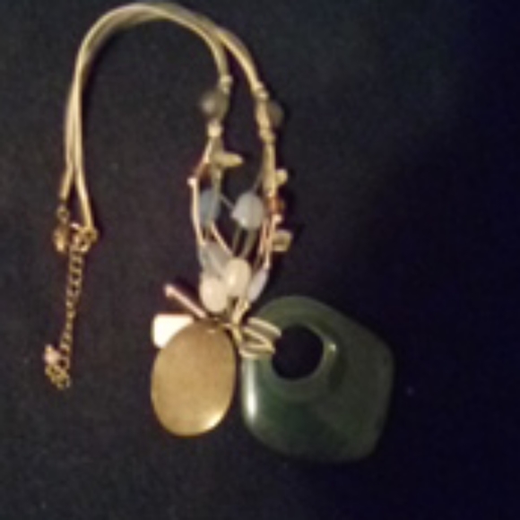 Necklace - Picture 3 of 4